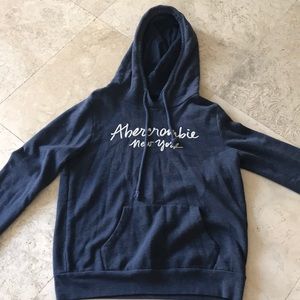 A cozy Abercrombie sweatshirt navy blue